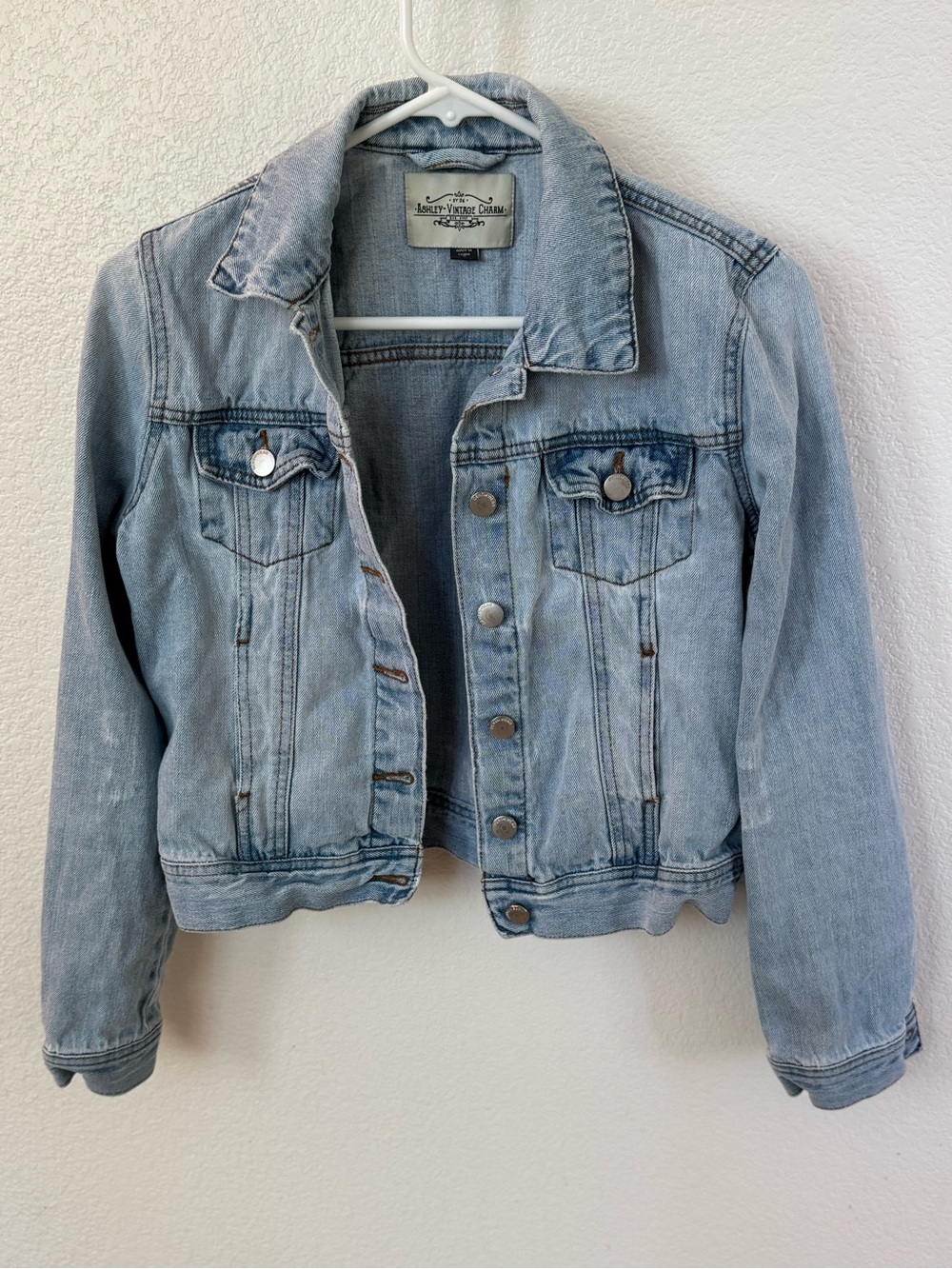 Ashley Vinatge Charm Jean jacket